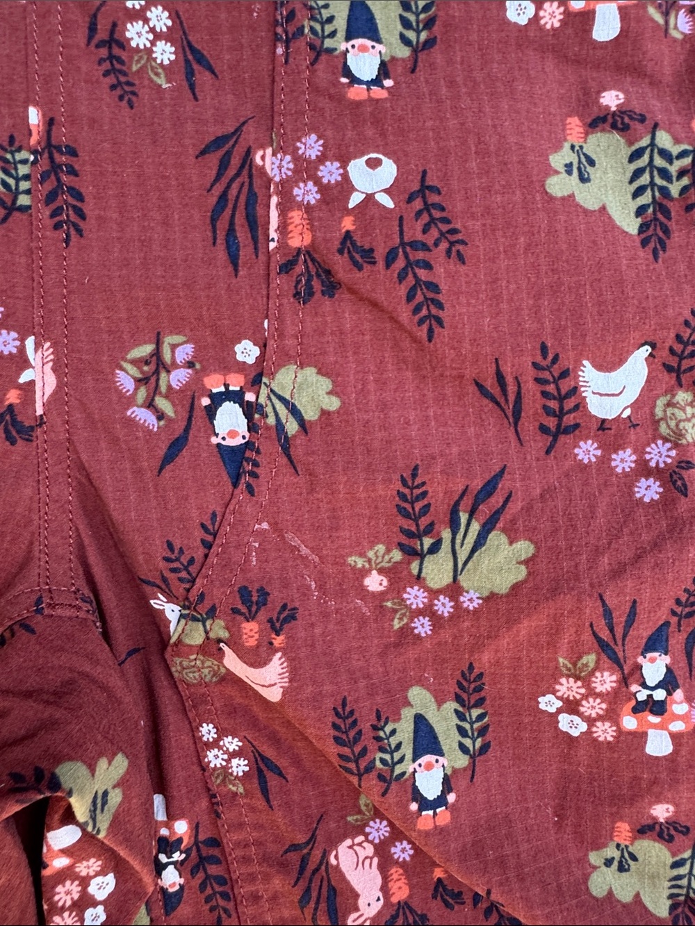 Limited Edition Duluth Heirloom Gardening Overalls - Picture 5 of 11